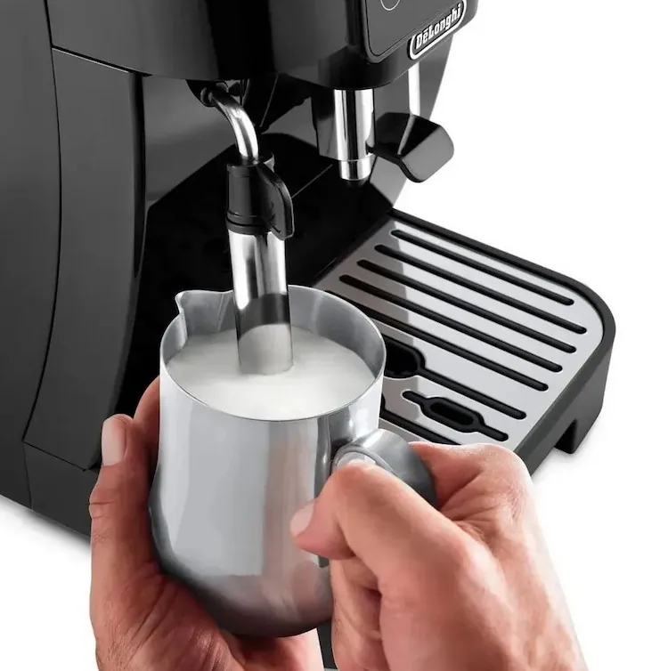 Зображення товару Кавомашина Delonghi ECAM 220.51.B 4