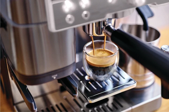 Зображення товару Кавоварка еспресо NINJA Luxe Cafe Essential ES601EU6